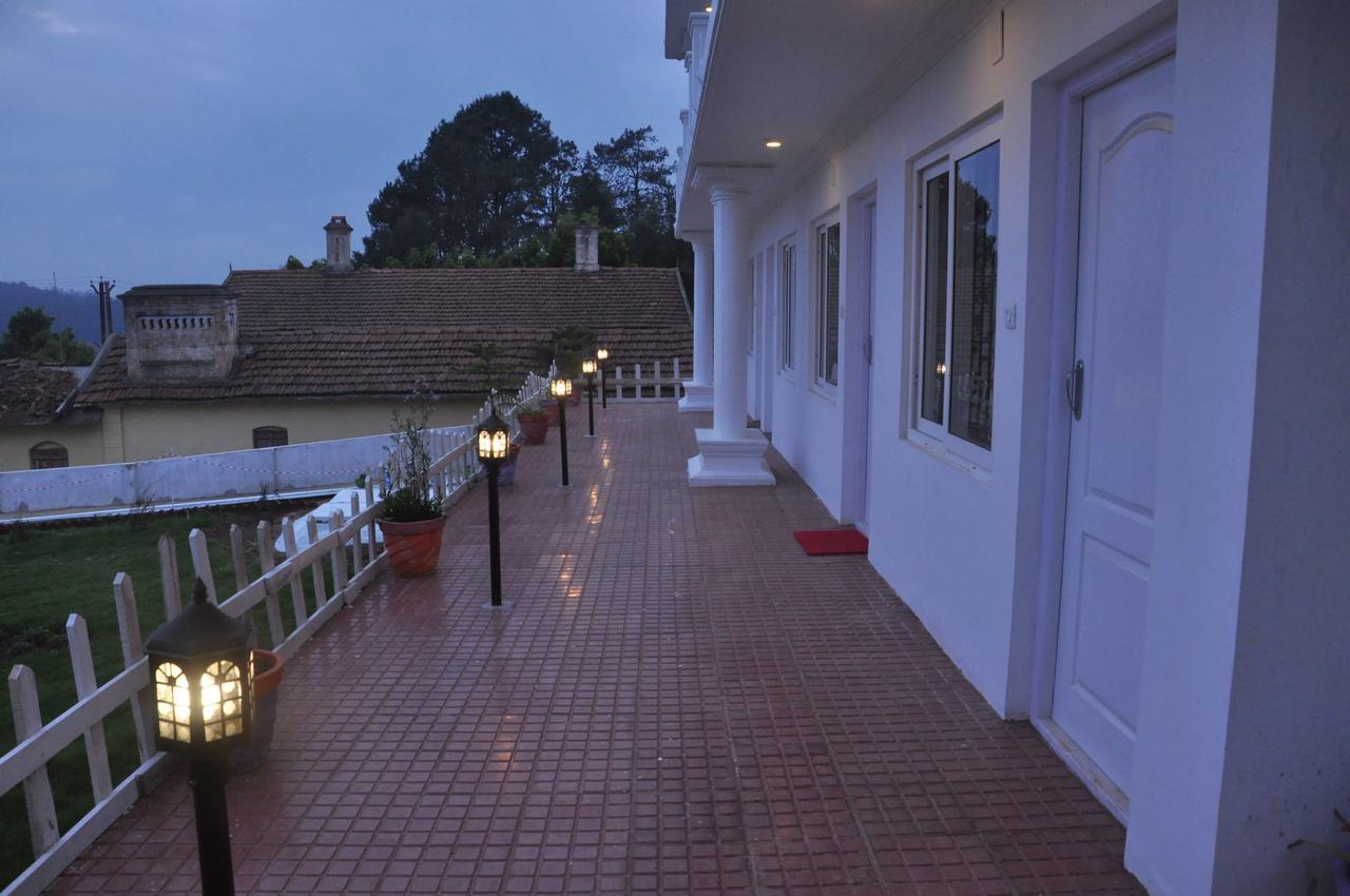 Drizzle Drop Inn Ooty Eksteriør billede