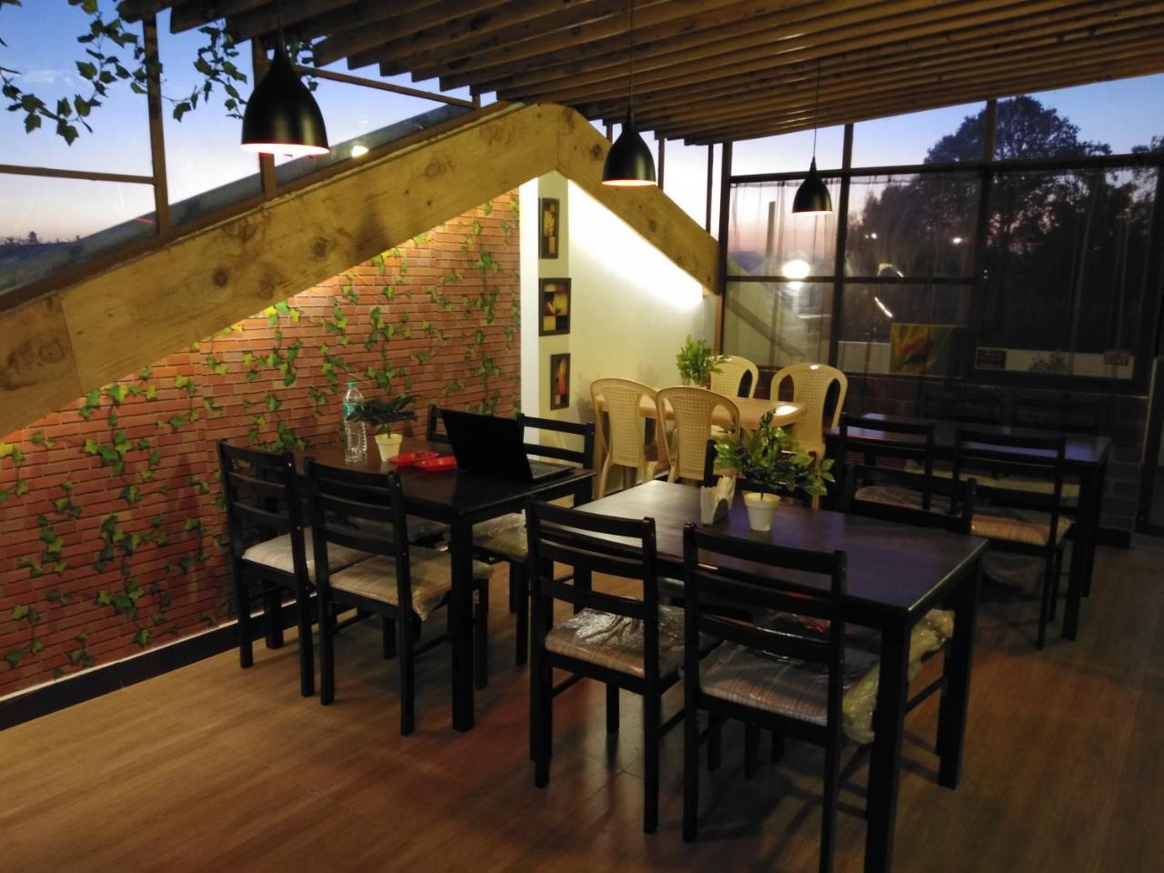 Drizzle Drop Inn Ooty Eksteriør billede