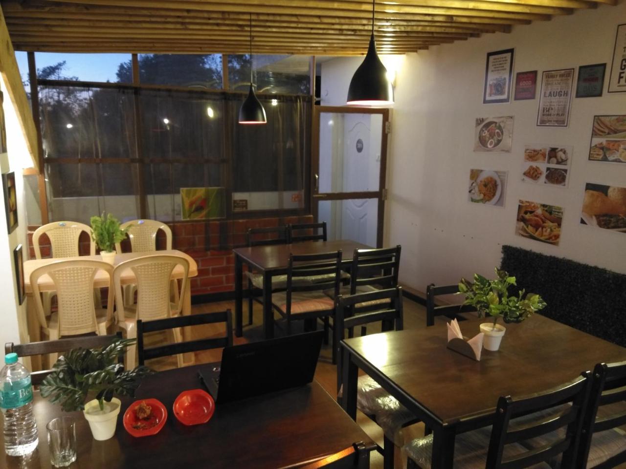 Drizzle Drop Inn Ooty Eksteriør billede
